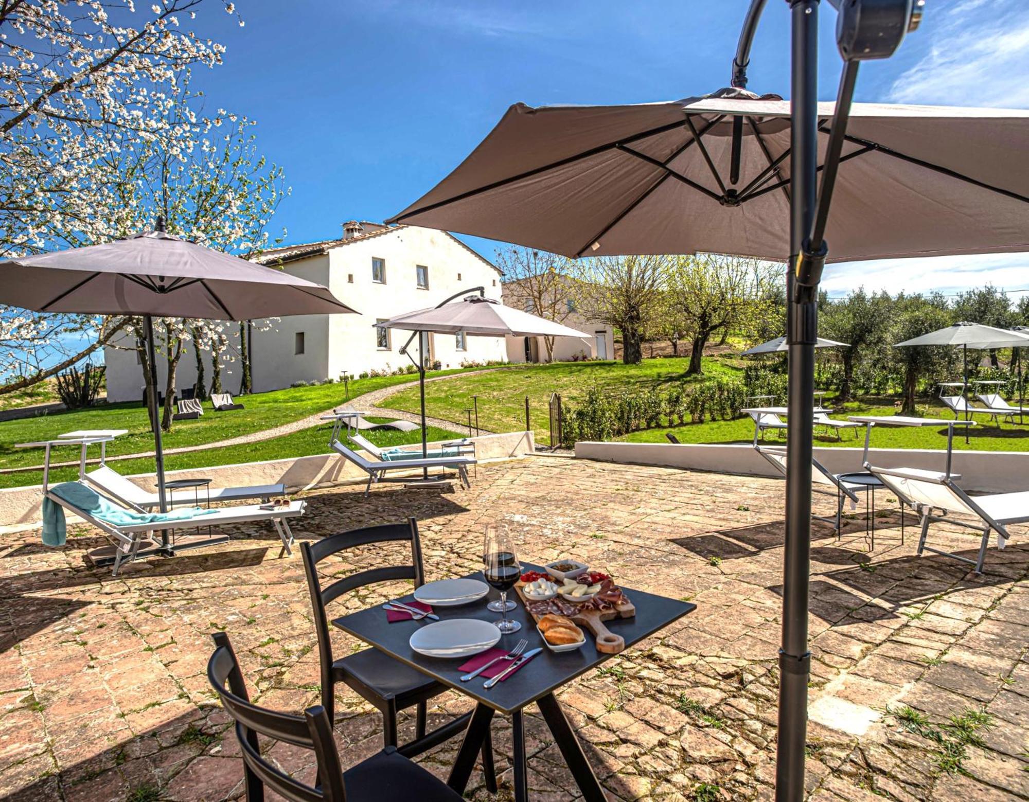 Bed and Breakfast Relais Borgo Elissa Чертальдо Екстер'єр фото