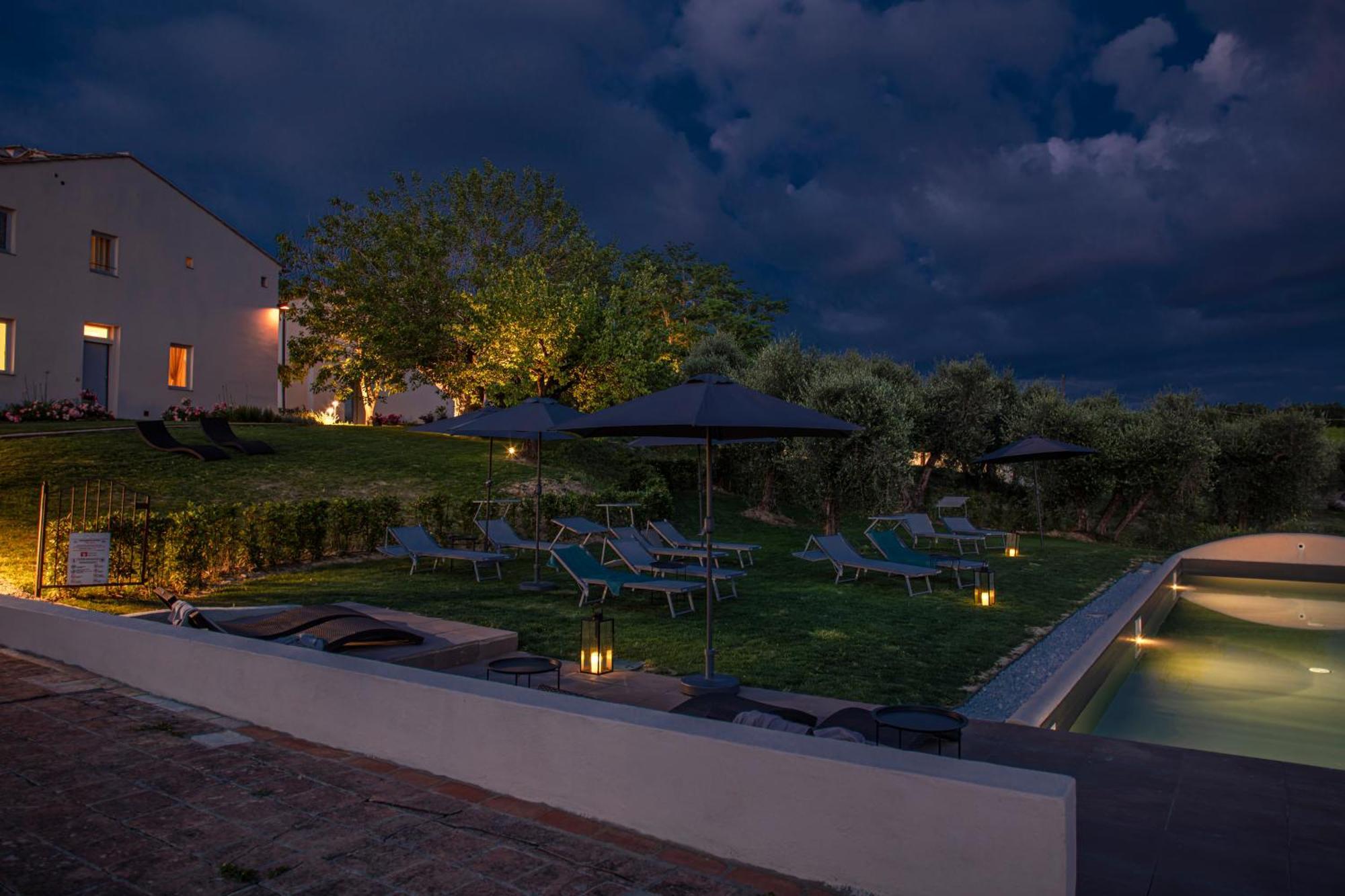 Bed and Breakfast Relais Borgo Elissa Чертальдо Екстер'єр фото