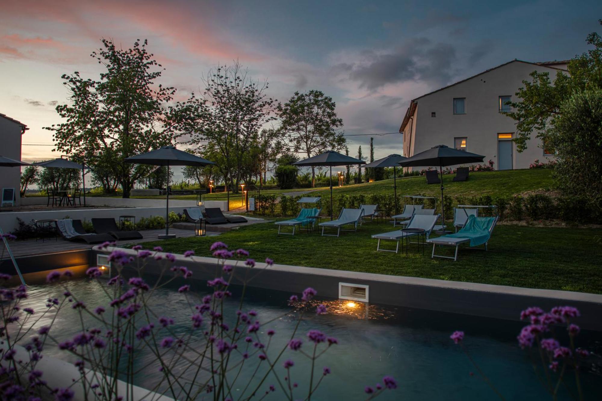 Bed and Breakfast Relais Borgo Elissa Чертальдо Екстер'єр фото