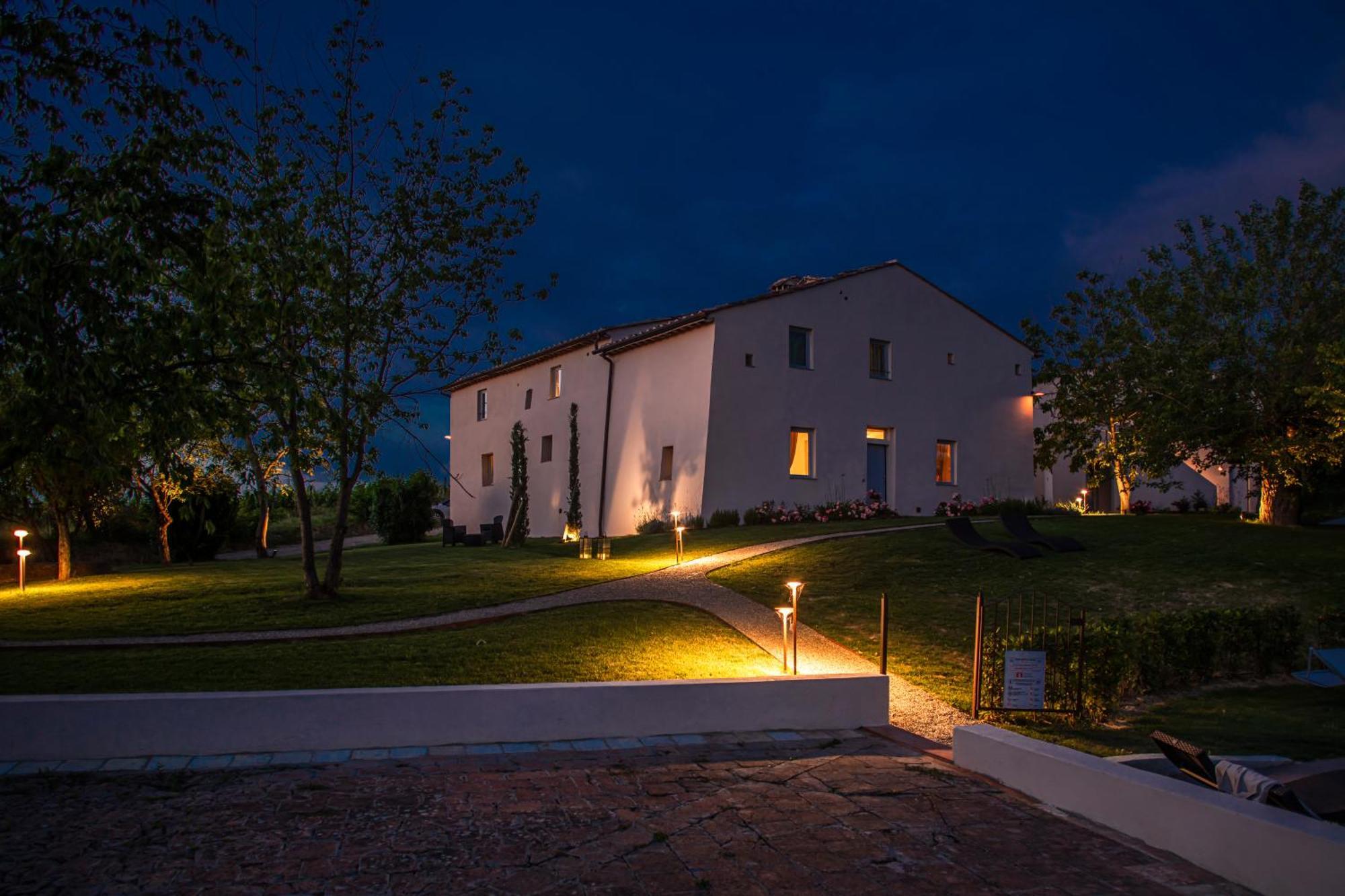 Bed and Breakfast Relais Borgo Elissa Чертальдо Екстер'єр фото